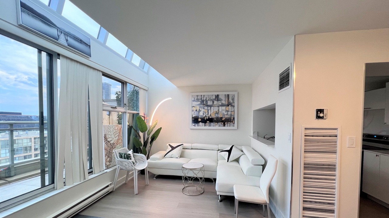 Photo of Livingroom in Downtown Toronto