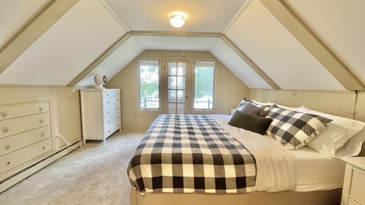 Photo of Bedroom in Longville