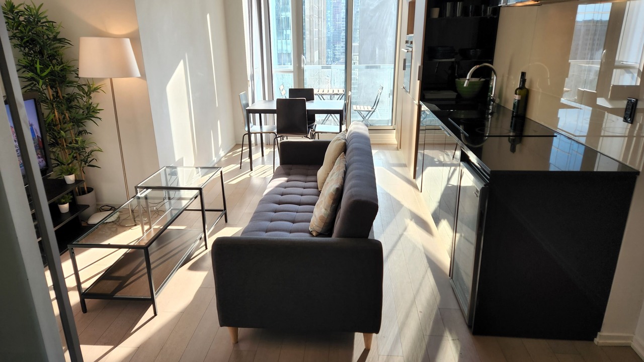 Photo of Livingroom in Financial District