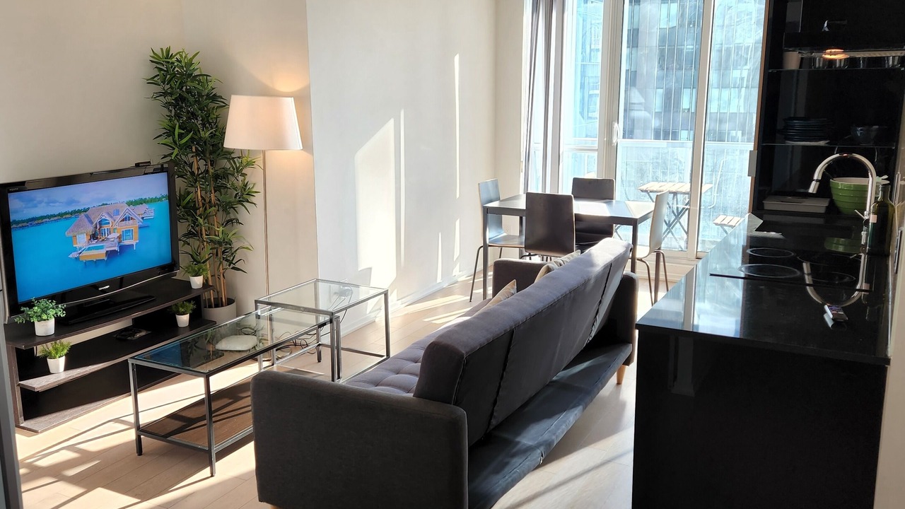 Photo of Livingroom in Financial District