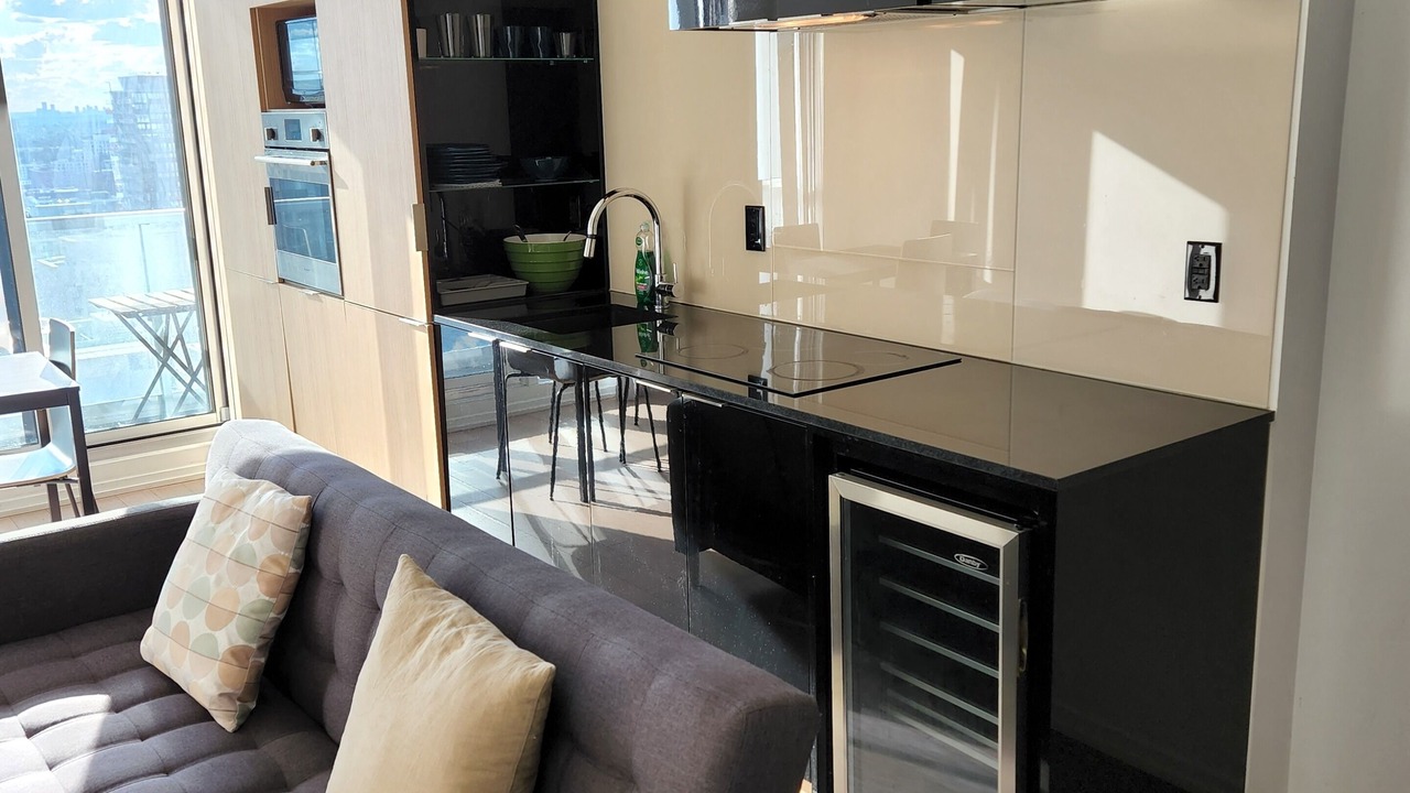 Photo of Livingroom in Financial District