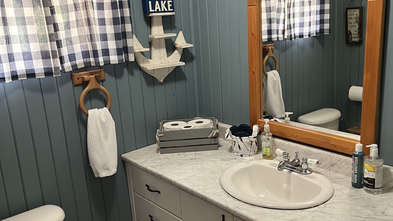Photo of Bathroom in Ramara
