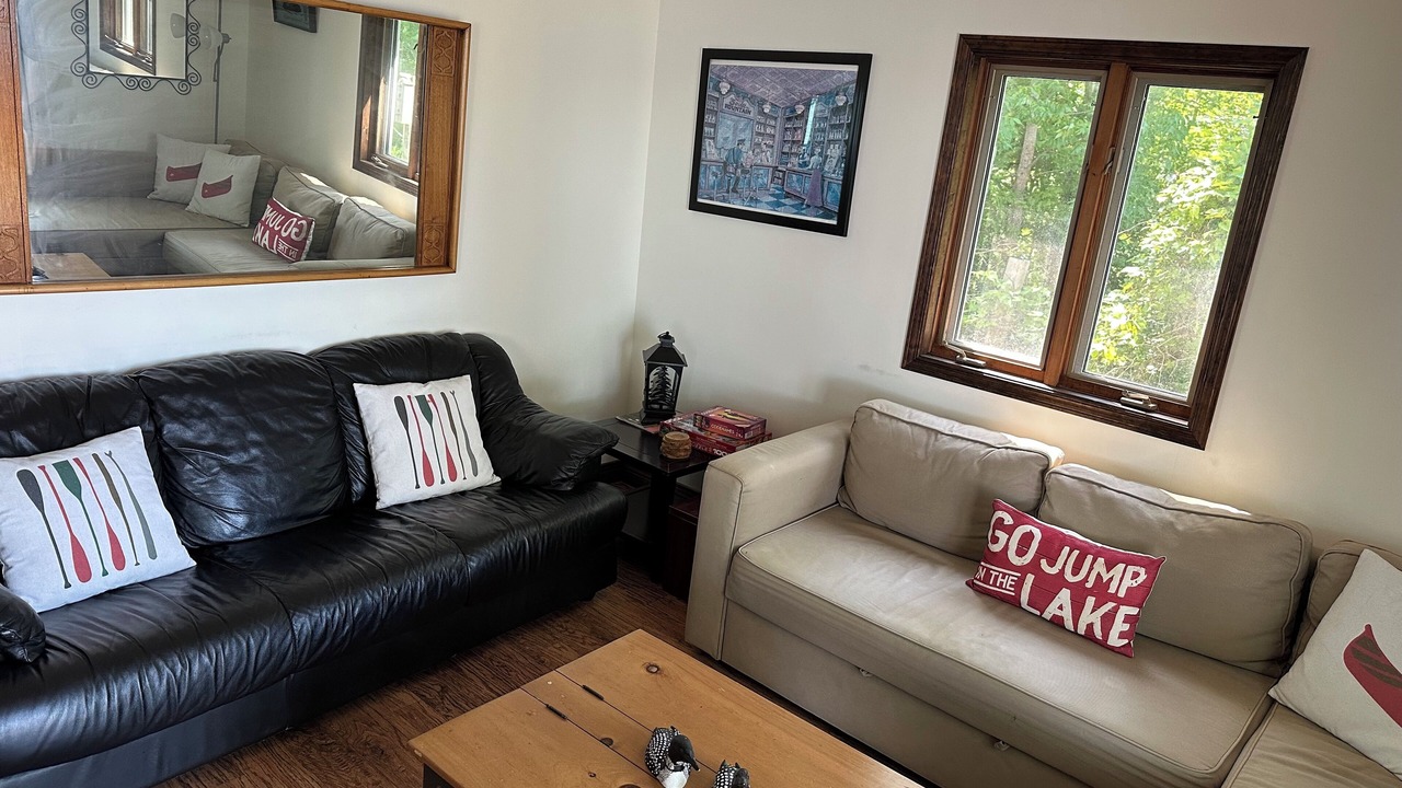 Photo of Livingroom in Ramara