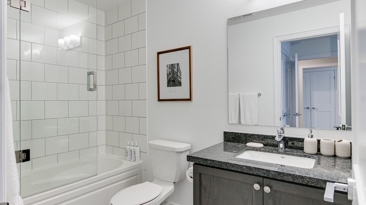 Photo of Bathroom in Etobicoke