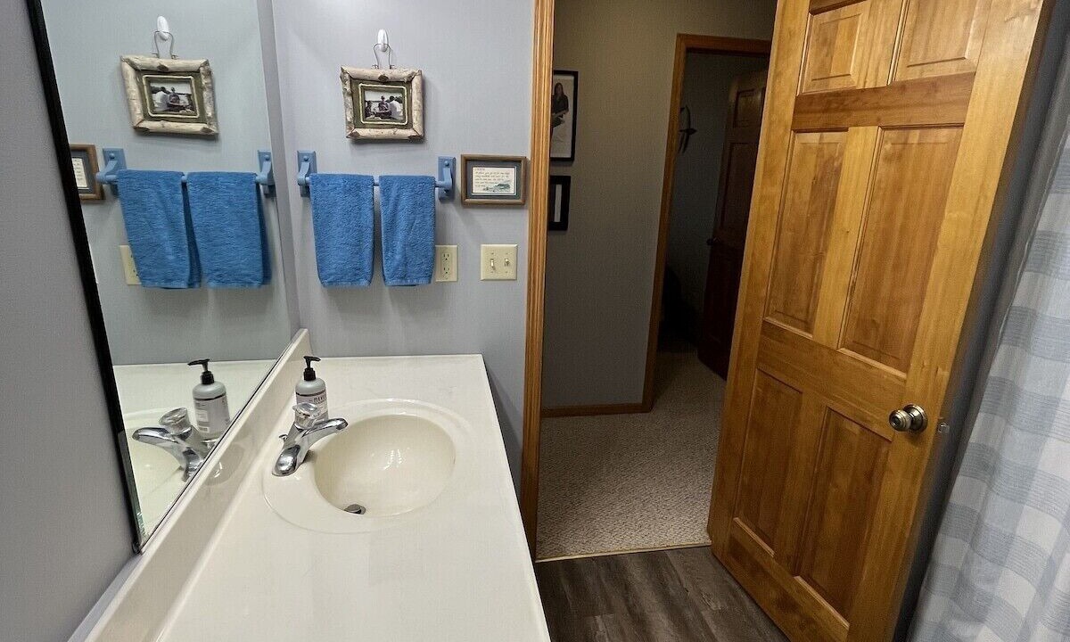 Photo of Bathroom in Grandy