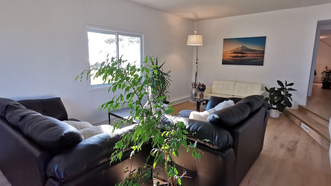 Photo of Livingroom in Plympton-Wyoming