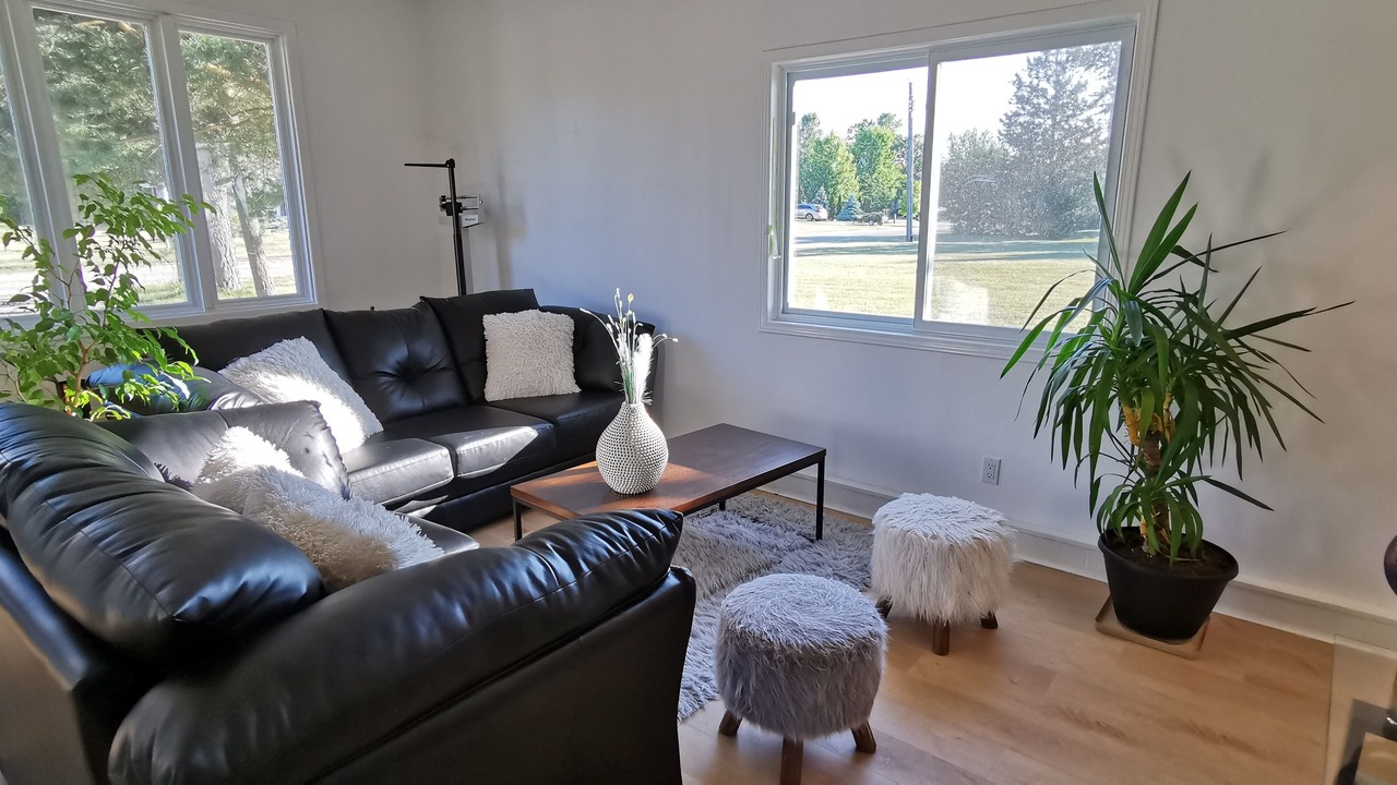 Photo of Livingroom in Plympton-Wyoming