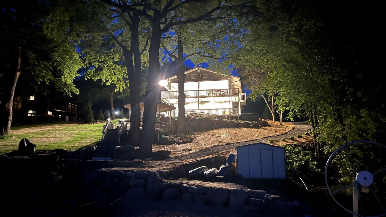 Photo of Outdoor in Maple Lake