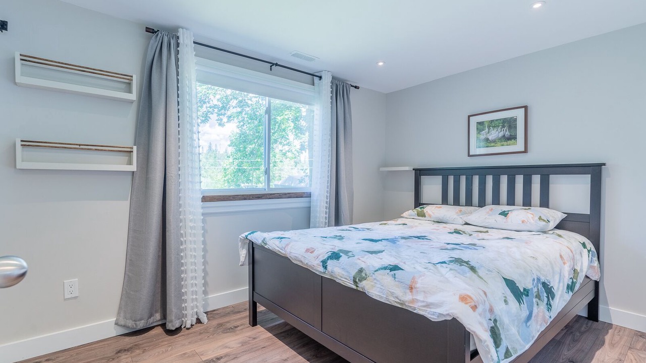 Photo of Bedroom in Bobcaygeon