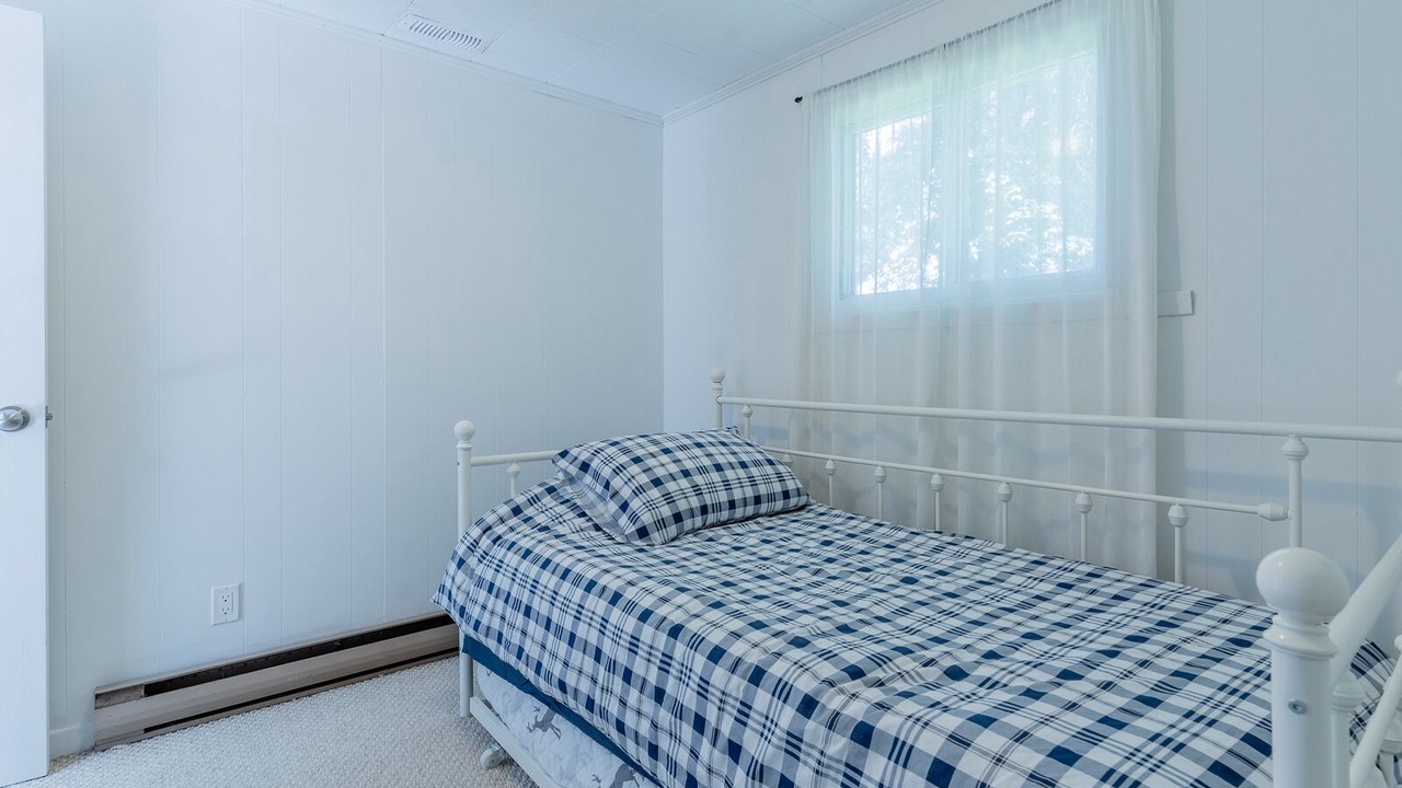 Photo of Bedroom in Bobcaygeon