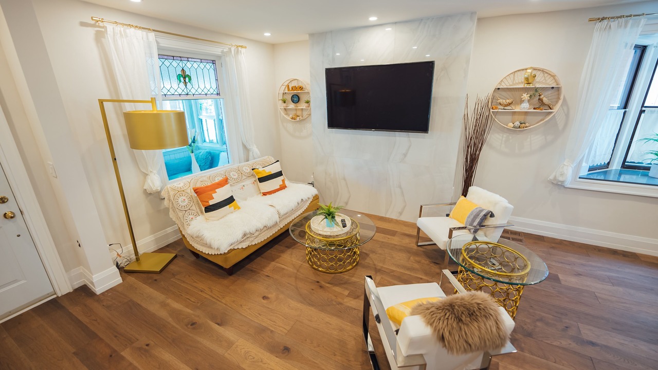 Photo of Livingroom in Brockton Village