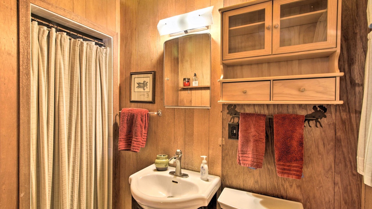 Photo of Bathroom in South Haven