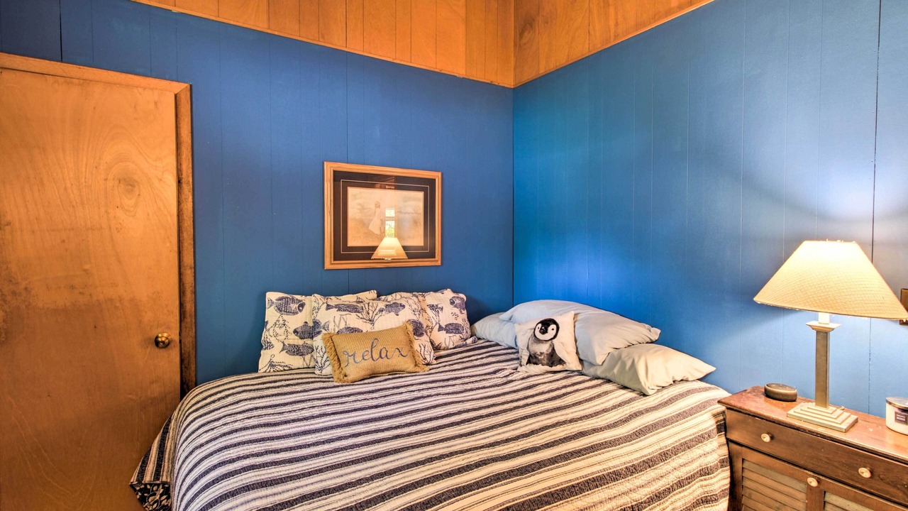 Photo of Bedroom in South Haven