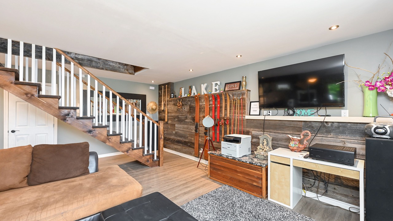 Photo of Livingroom in Arden