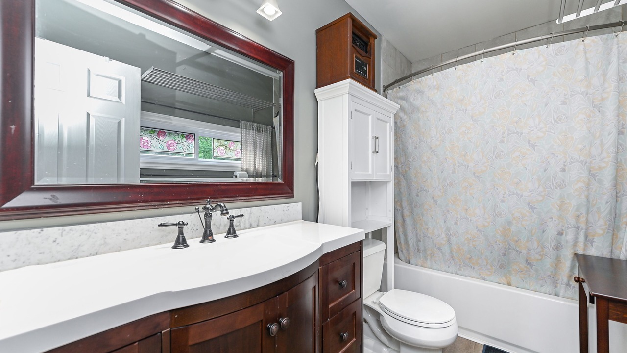 Photo of Bathroom in Arden