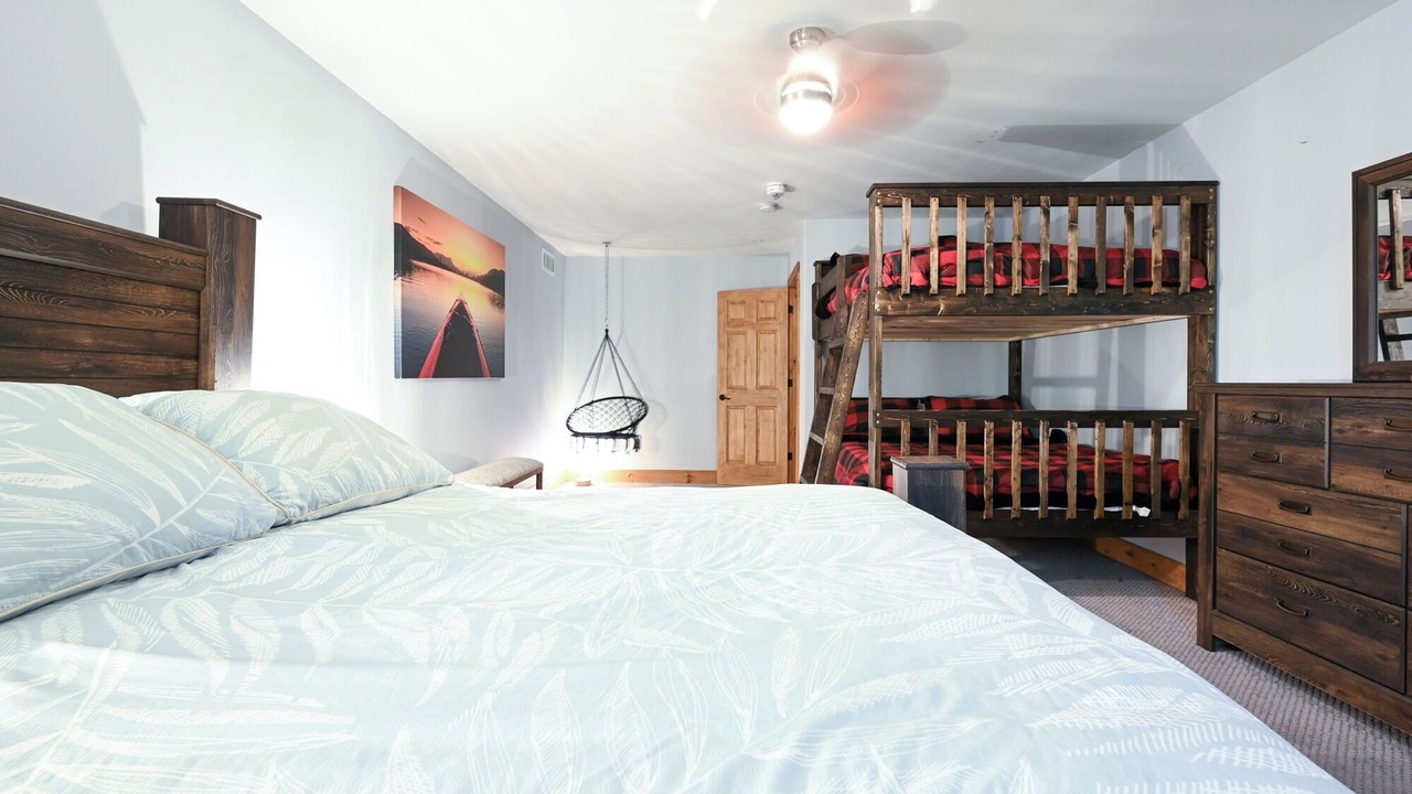 Photo of Bedroom in Trent Lakes