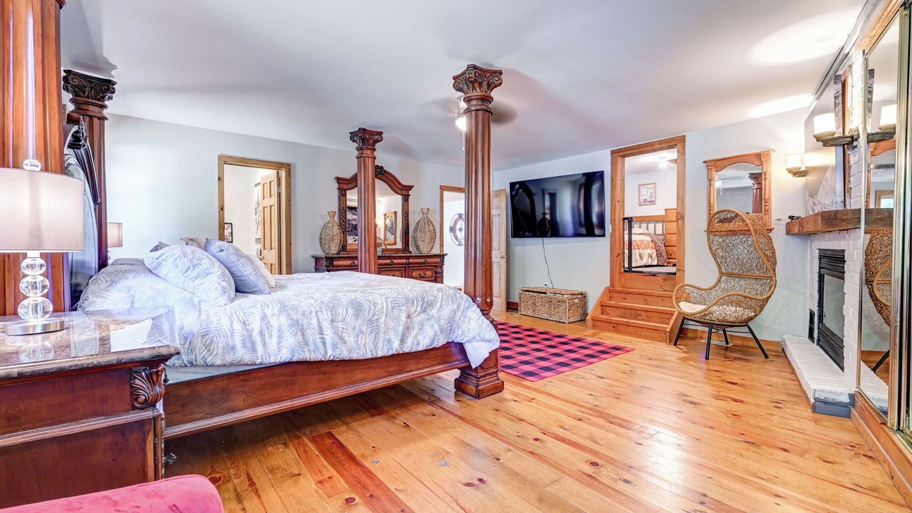 Photo of Bedroom in Trent Lakes