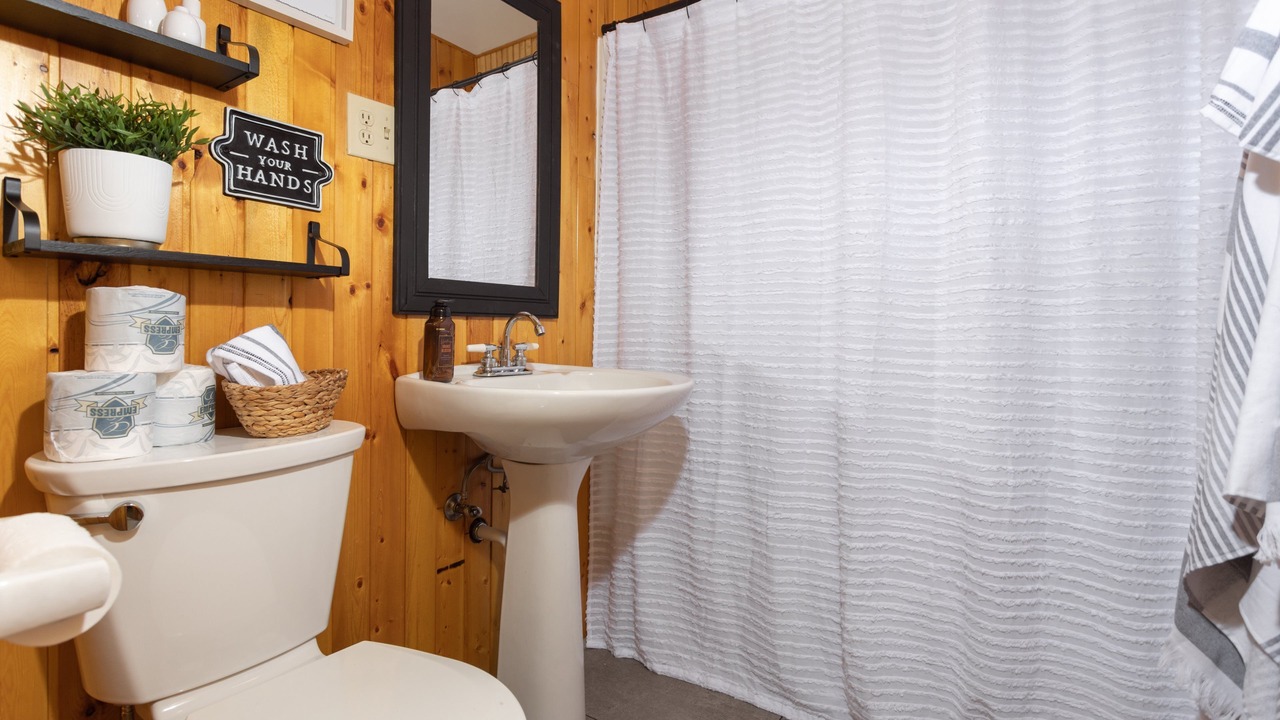 Photo of Bathroom in Battle Lake