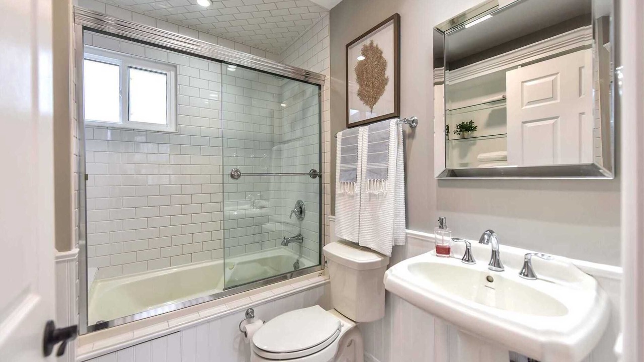 Photo of Bathroom in Washago