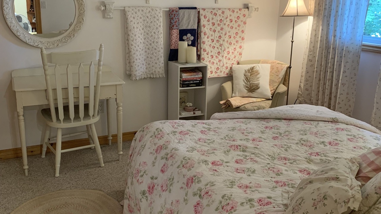 Photo of Bedroom in Eagle Lake