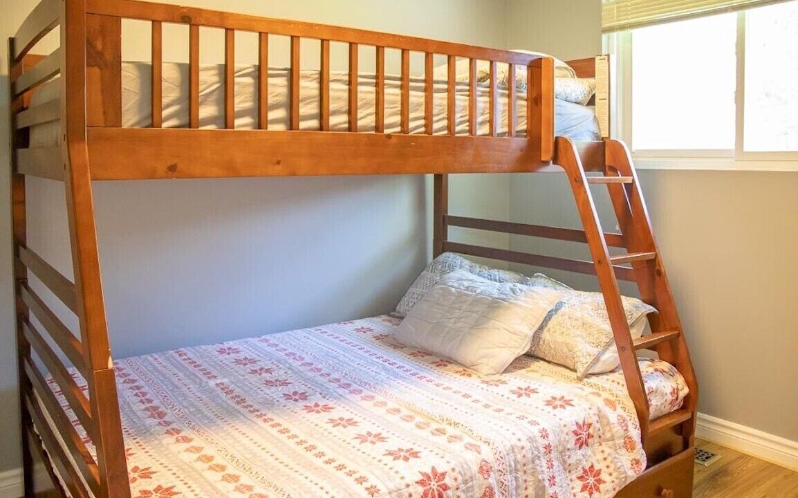 Photo of Bedroom in Kawartha Lakes