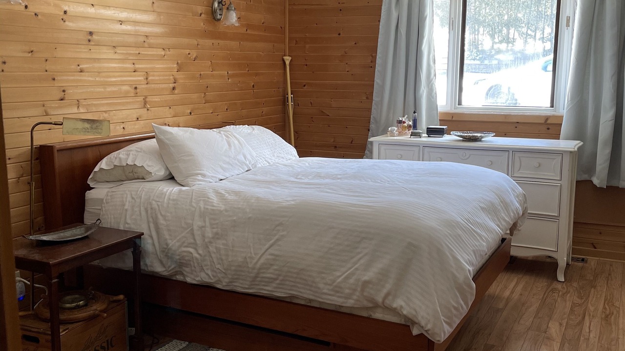 Photo of Bedroom in Port McNicoll