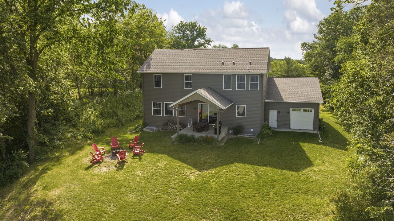 Photo of Outdoor in Grandy