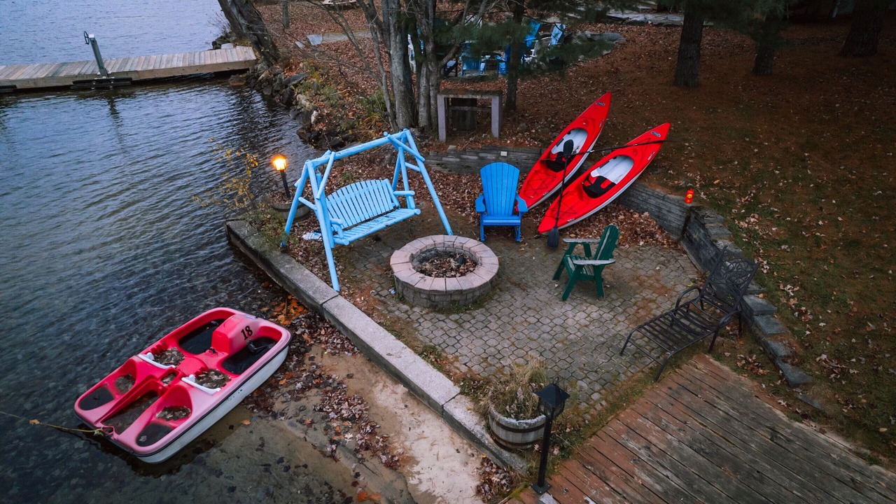 Photo of Others in Port Carling