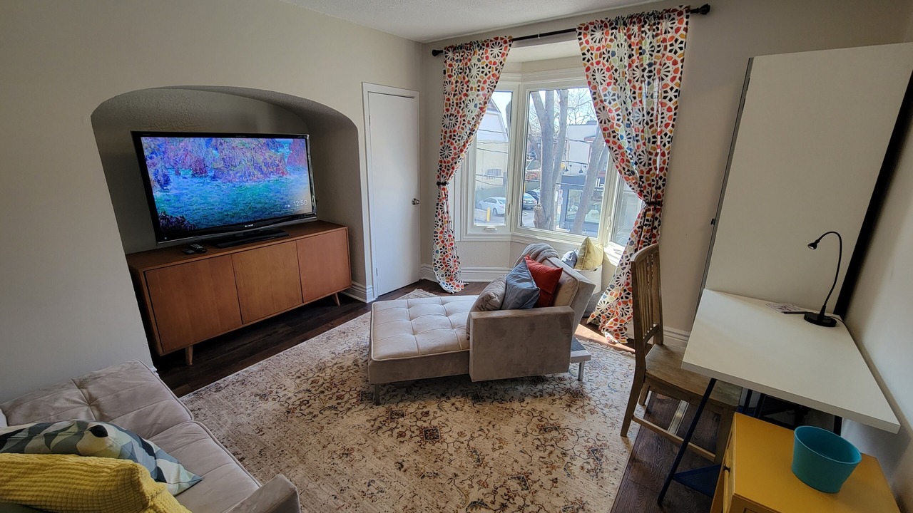 Photo of Livingroom in Riverdale