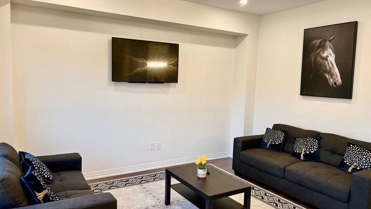 Photo of Livingroom in County of Brant