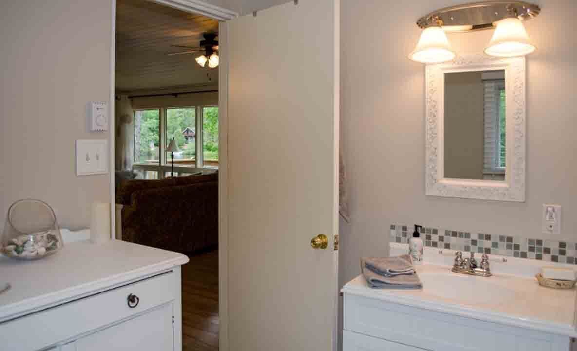 Photo of Bathroom in Trent Lakes