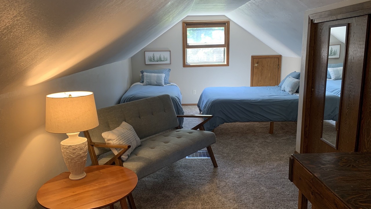 Photo of Bedroom in Walker