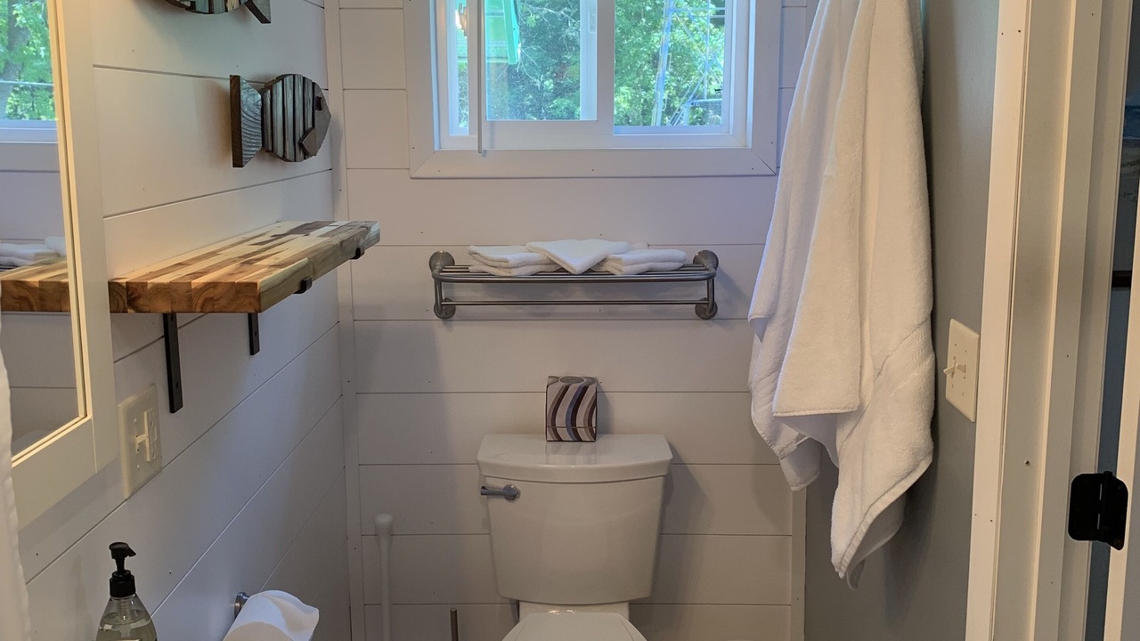 Photo of Bathroom in Walker