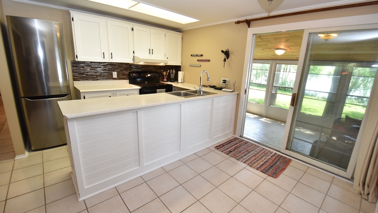 Photo of Kitchen in Whitewater Region