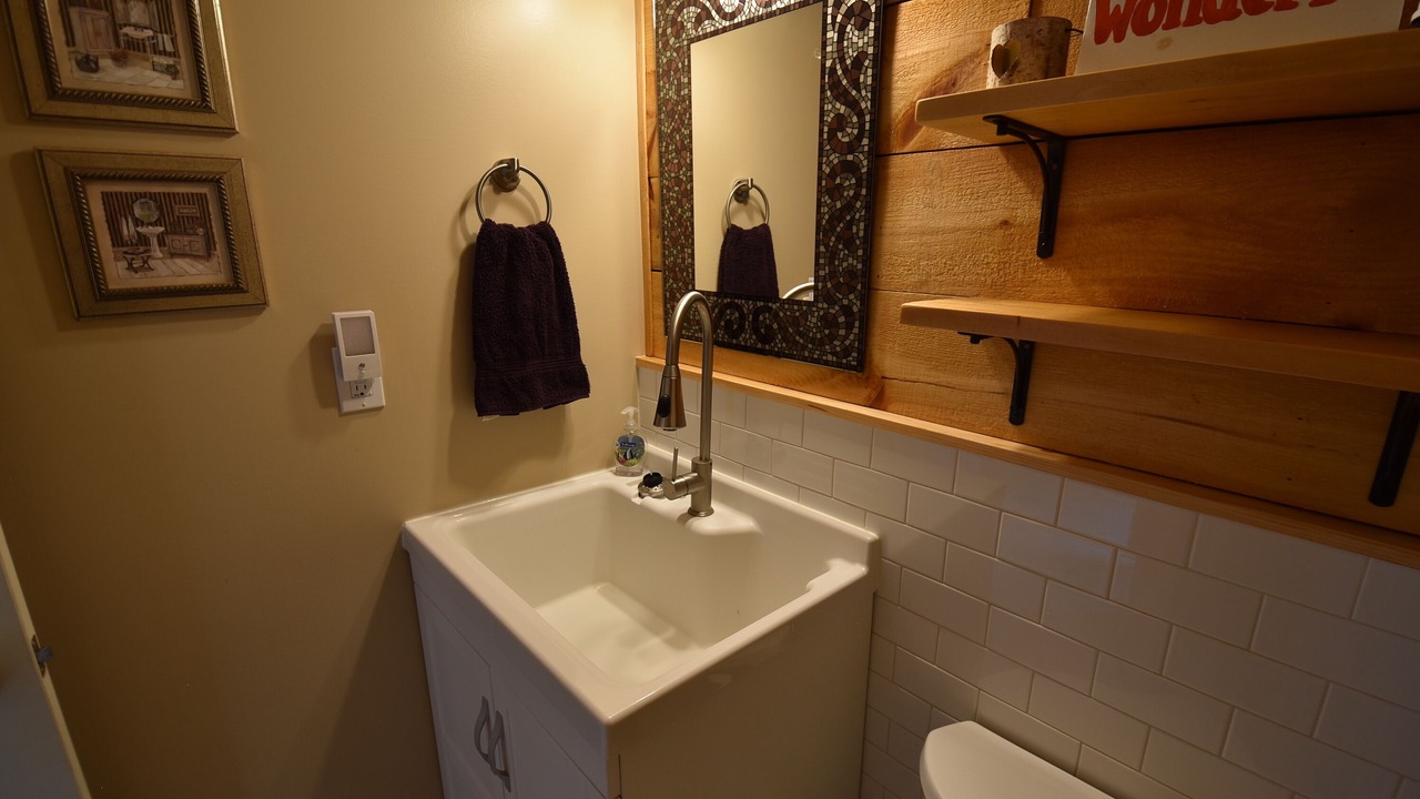 Photo of Bathroom in Whitewater Region