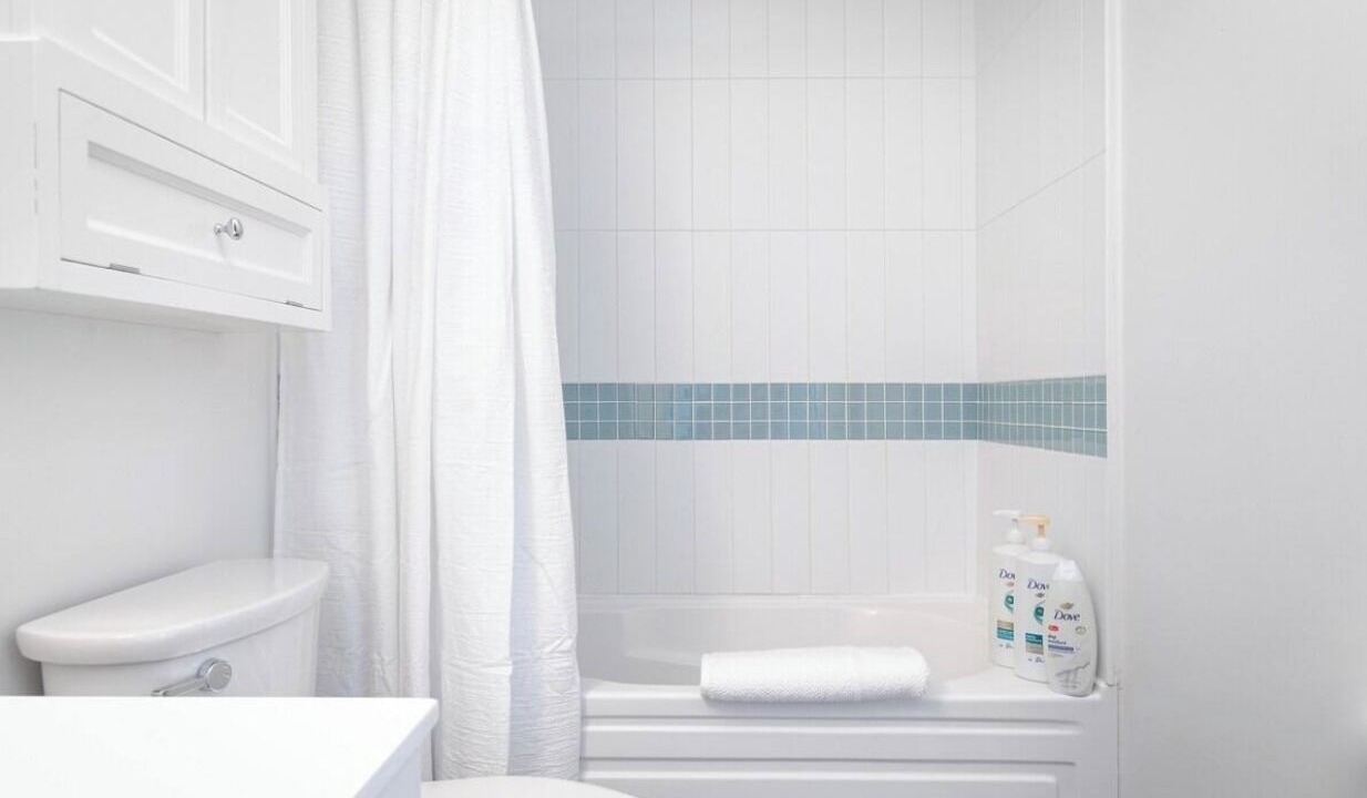 Photo of Bathroom in Humber Bay