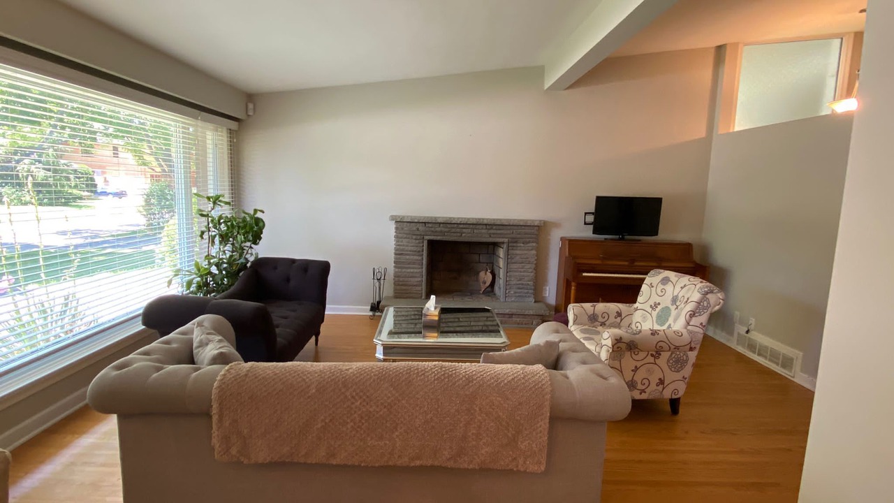 Photo of Livingroom in North York