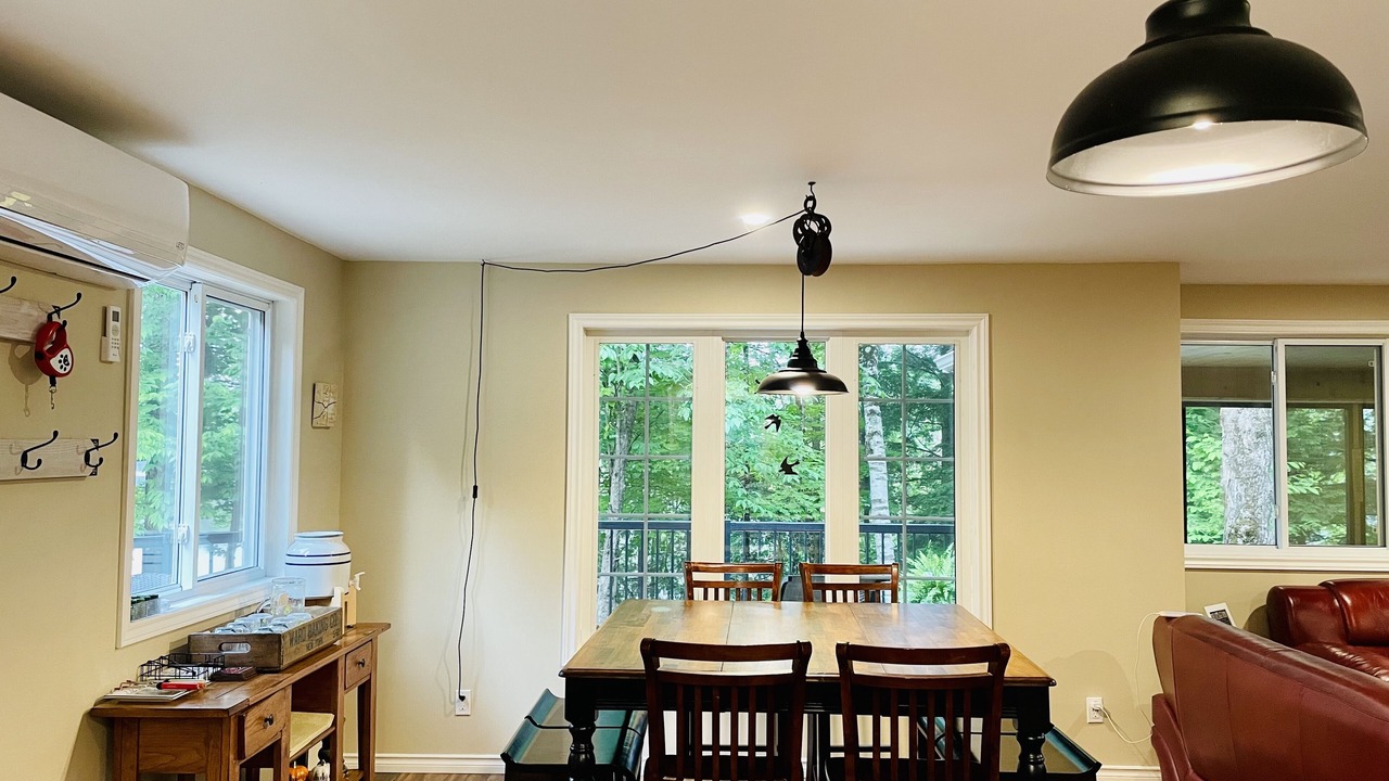 Photo of Livingroom in North Frontenac