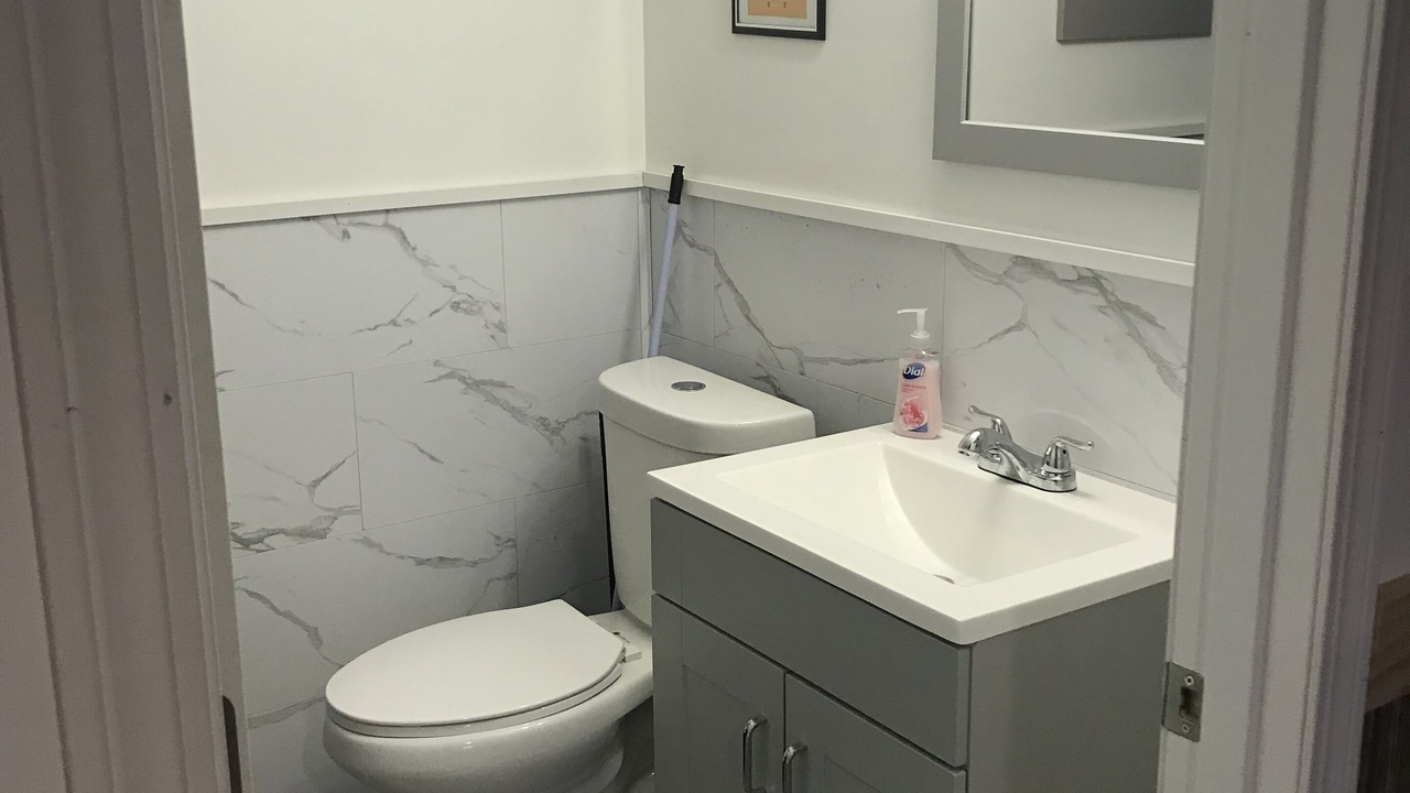 Photo of Bathroom in Federal Dam