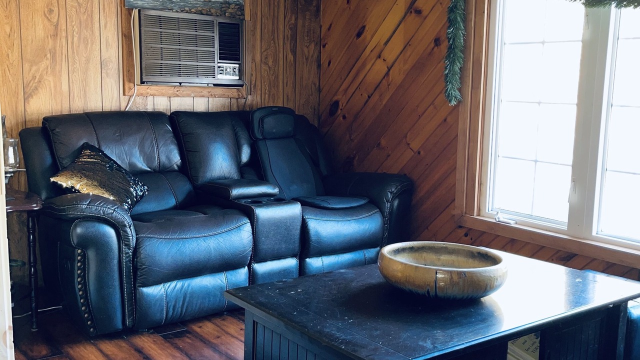 Photo of Livingroom in Havelock-Belmont-Methuen