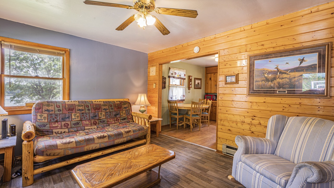 Photo of Livingroom in Walker