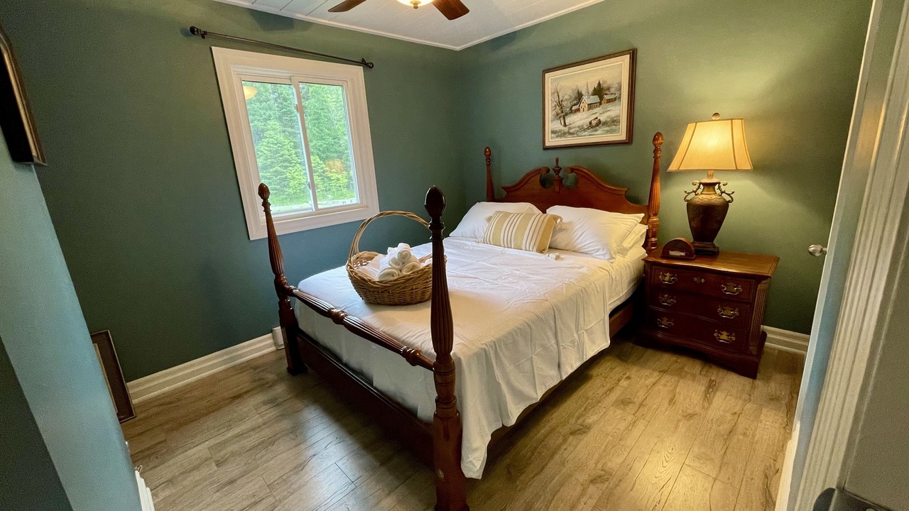 Photo of Bedroom in Bobcaygeon