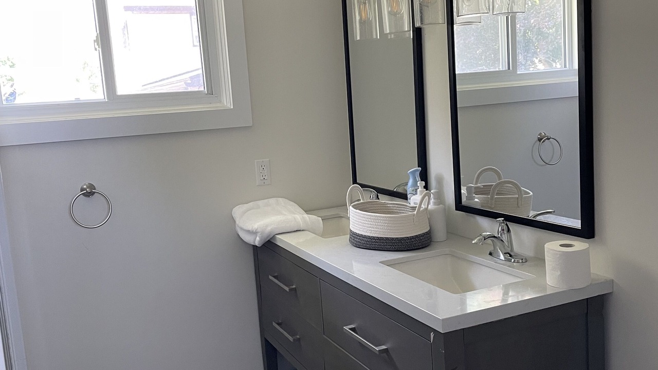 Photo of Bathroom in Long Point