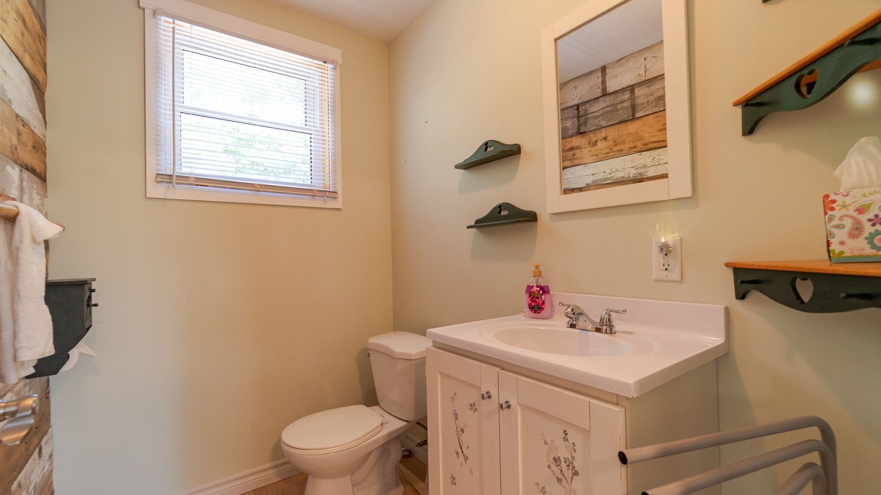 Photo of Bathroom in Perry