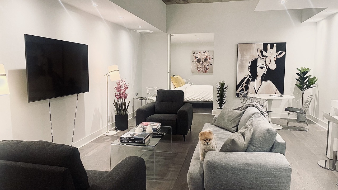 Photo of Livingroom in Wellington Place