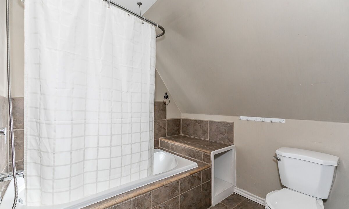 Photo of Bathroom in Port McNicoll
