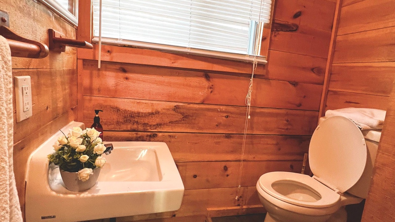 Photo of Bathroom in Muskoka Lakes