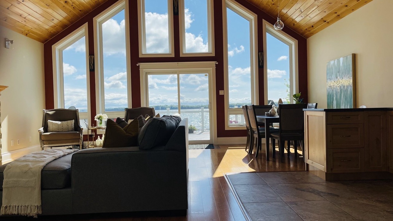 Photo of Livingroom in Washago