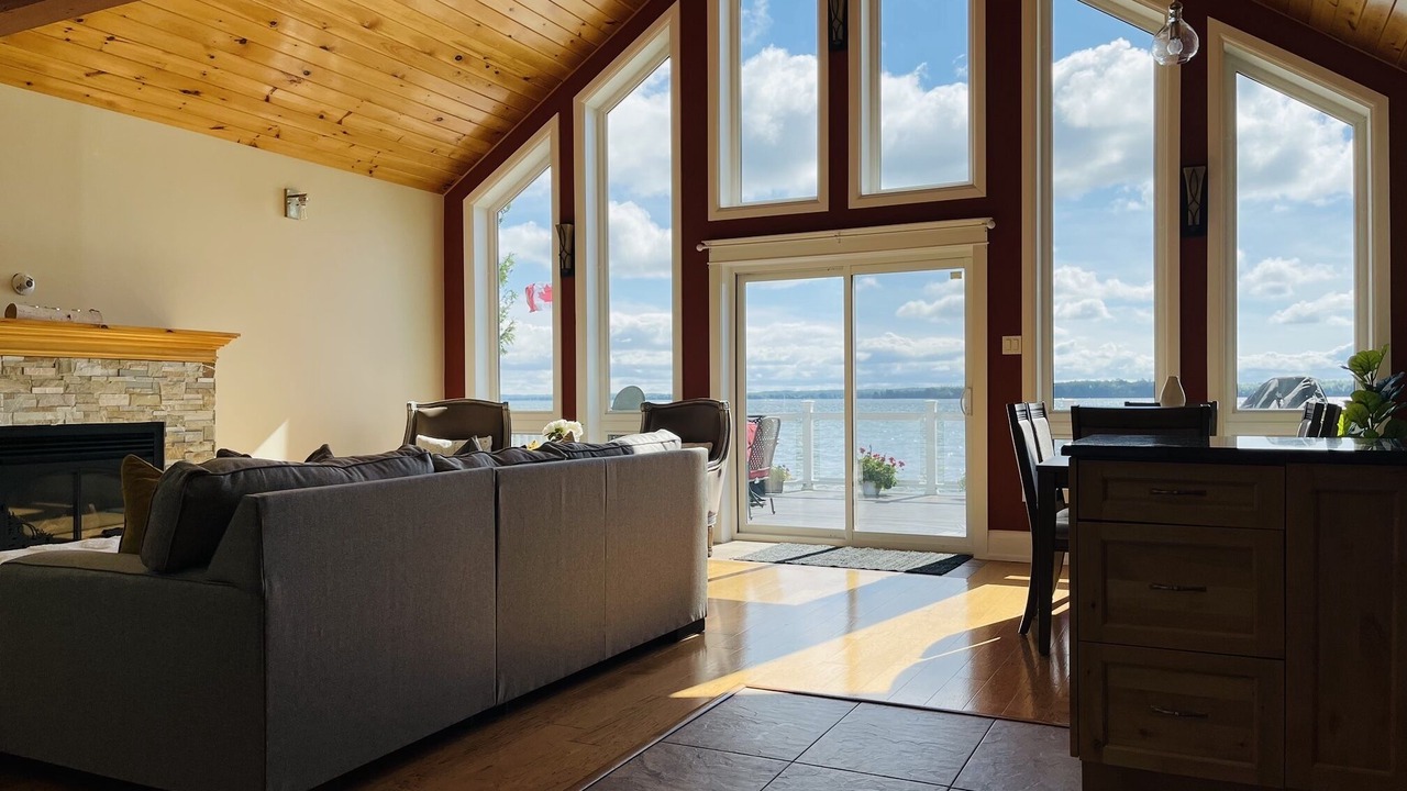 Photo of Livingroom in Washago