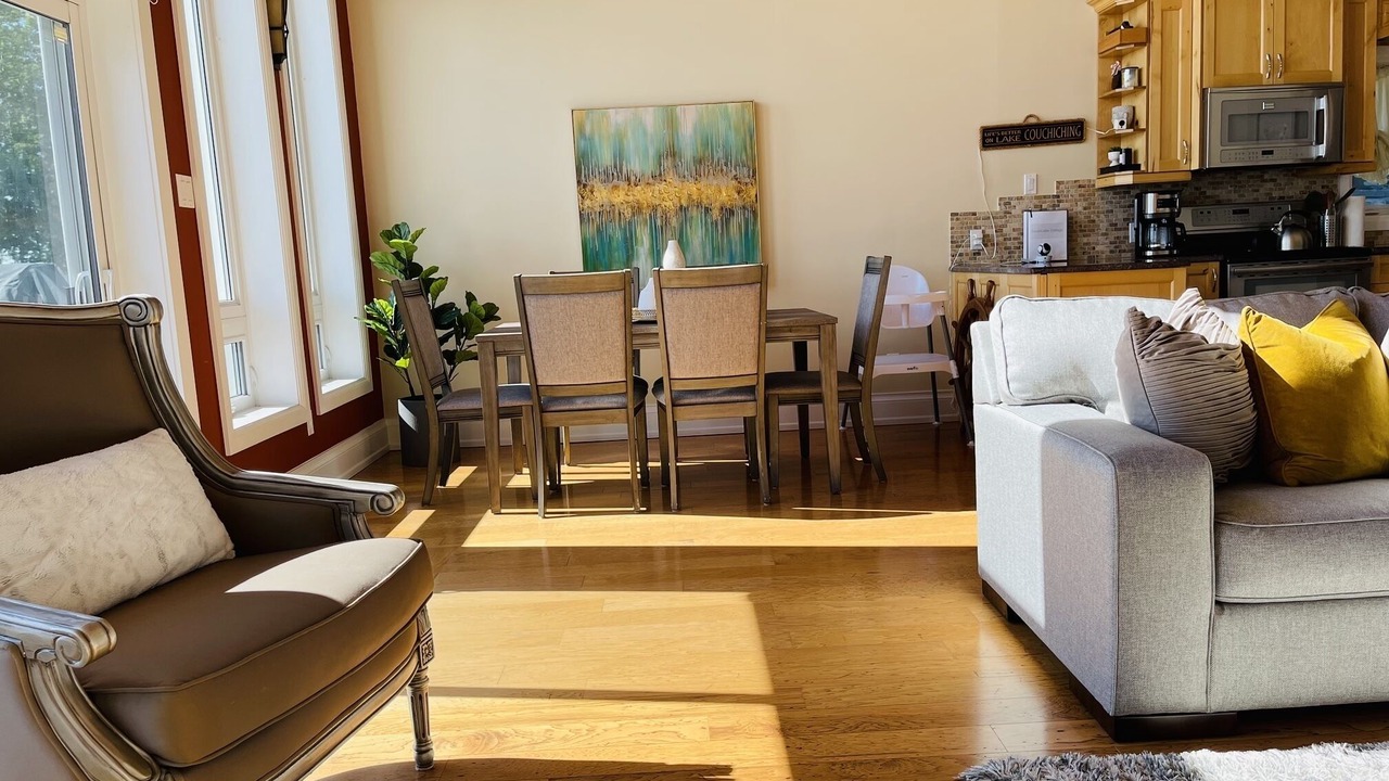 Photo of Livingroom in Washago